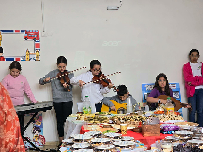 ملتقى الأجيال في مدرسة أجيال الابتدائية في جلجولية